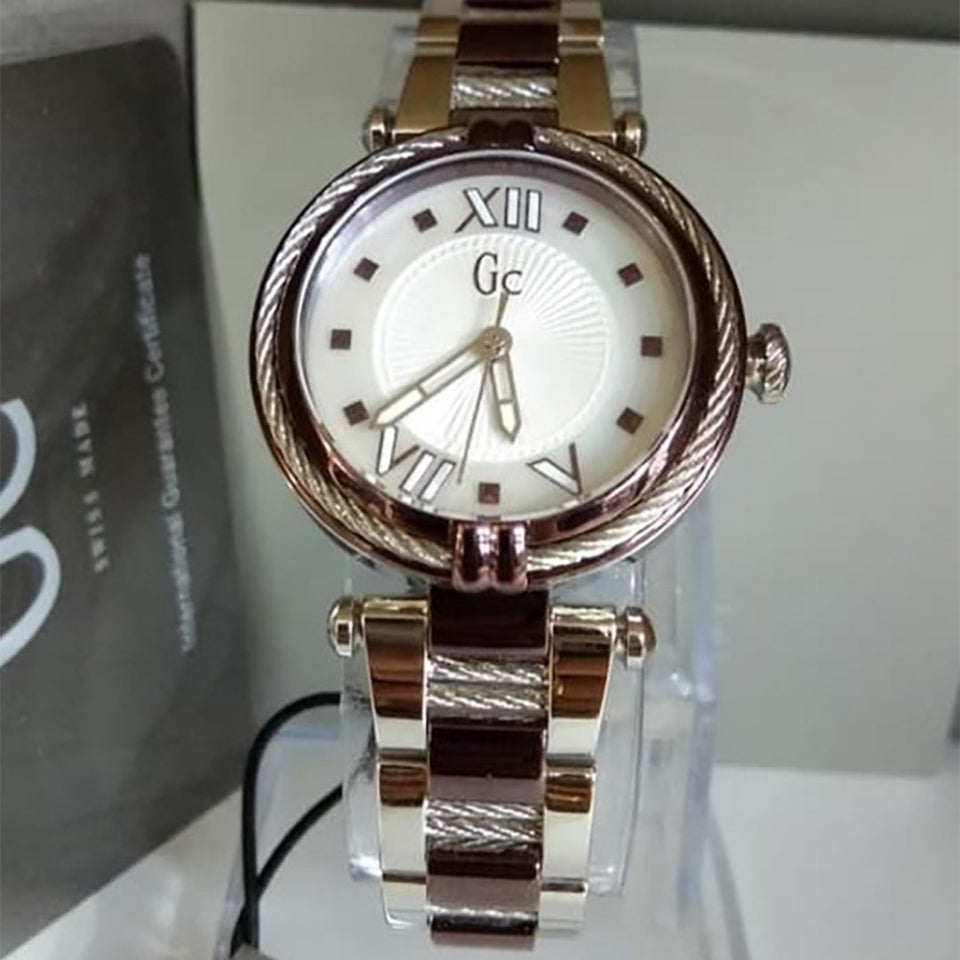 MONTRE Guess Collection Gc Cablechic Y18003L3